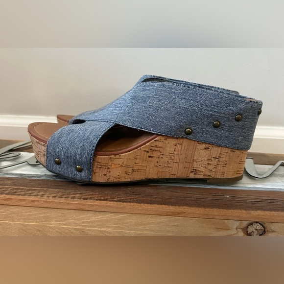 Crown Vintage cork platform heels with stretch denim like fabric size 8 - Picture 3 of 7